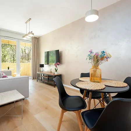 Obywatelska 1br Centrum, Taras, 4 Osoby, Wifi, Pralka Host Appartamento *